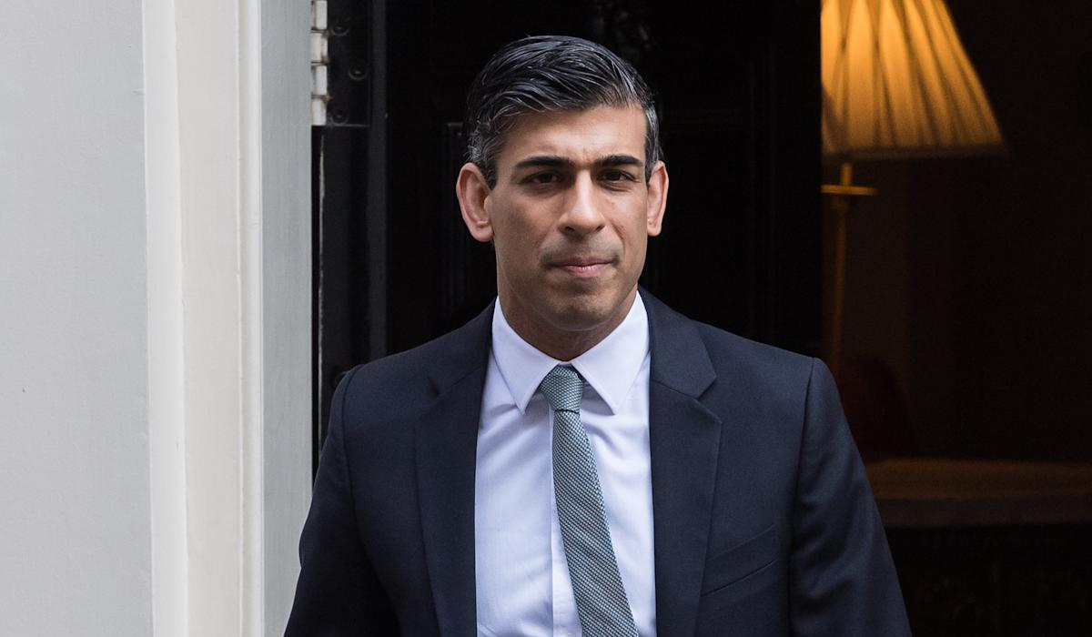 UK think-tank says Sunak has cost taxpayers 11 billion pounds on rate hit